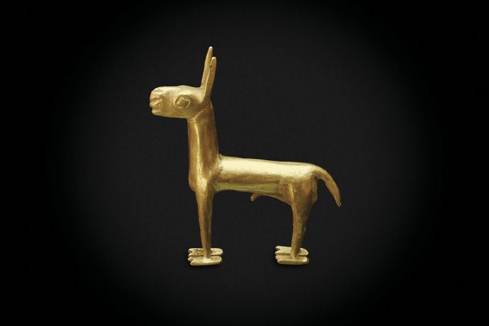 Representación pequeña de llama en oro. Cultura Inca.